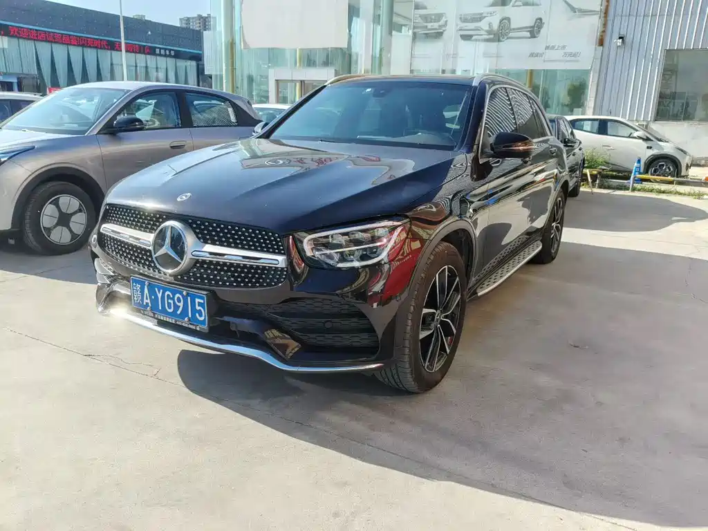 Купить Mercedes-Benz GLC