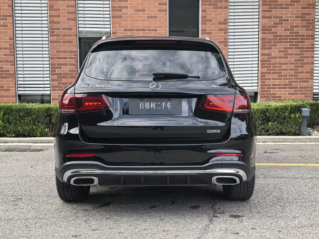 Mercedes-Benz GLC — миниатюра 12