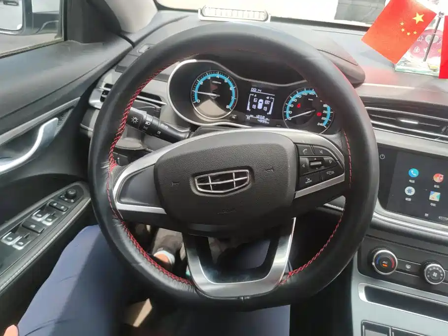Geely Emgrand - фото 15