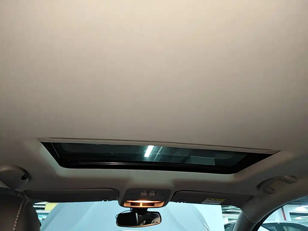 Buick Verano — миниатюра 18