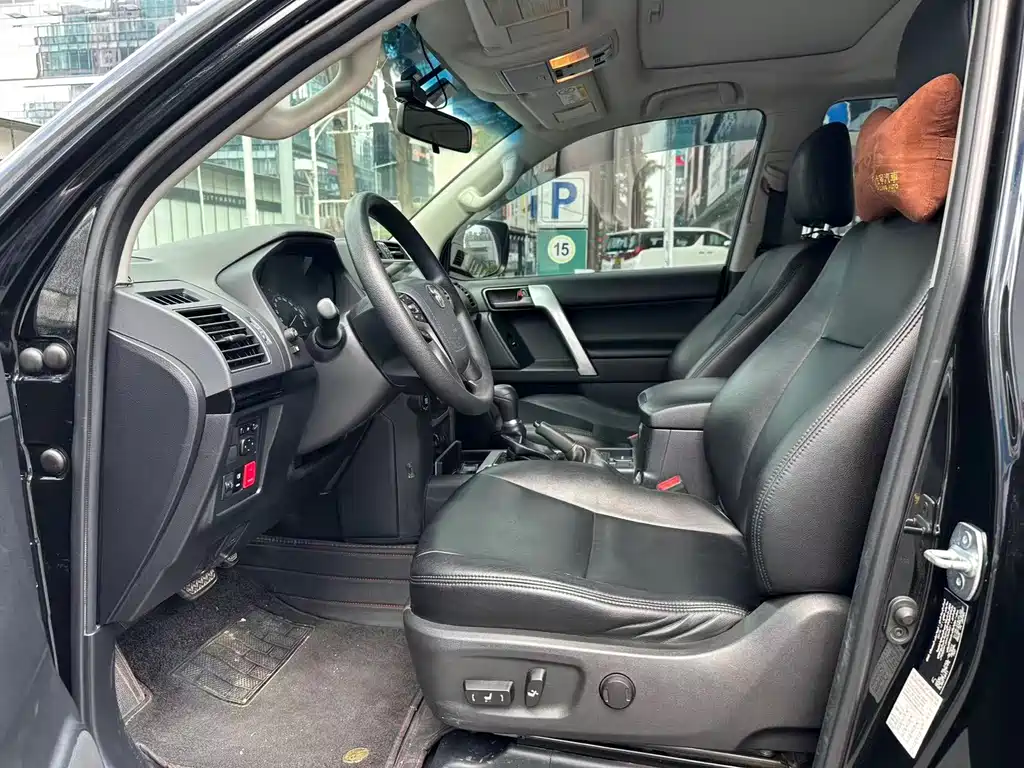 Toyota Prado (Import) — миниатюра 5