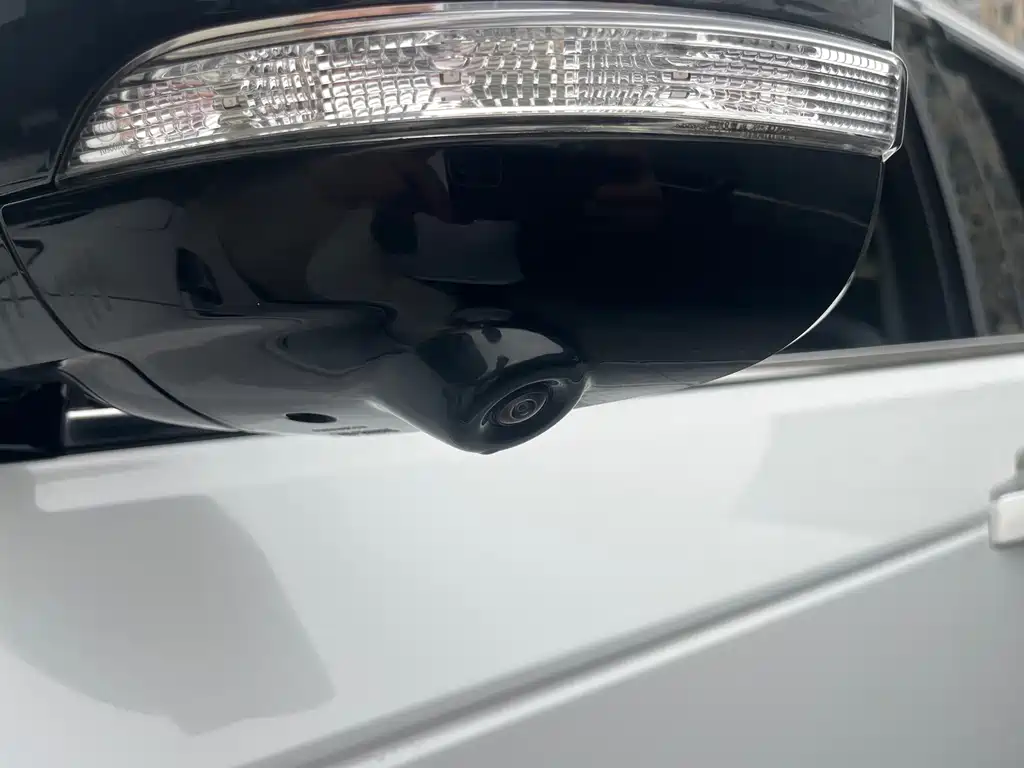Changan CS95 — миниатюра 7
