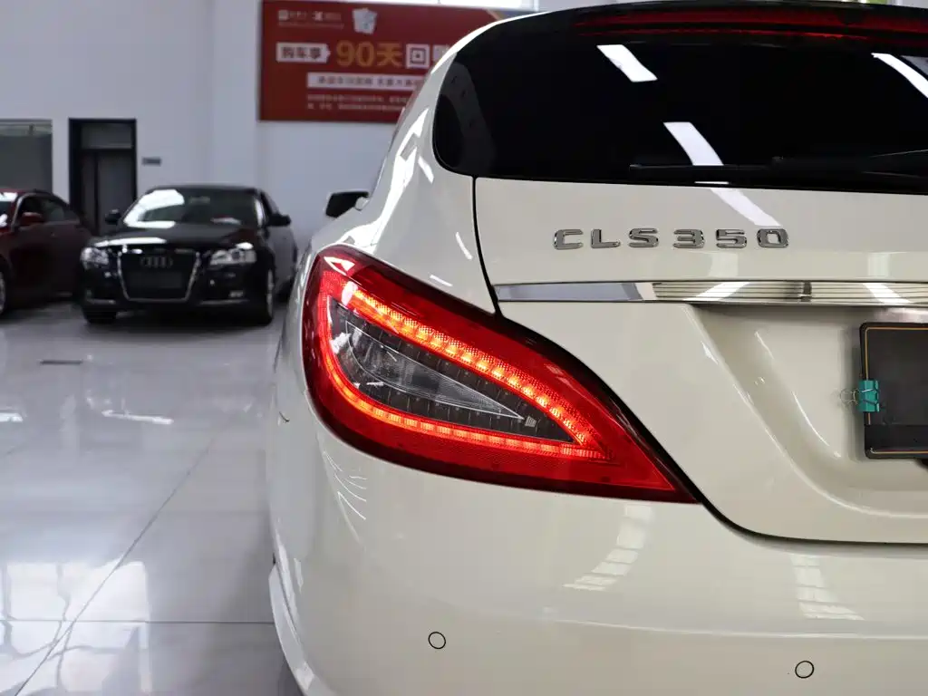 Mercedes-Benz CLS — миниатюра 25