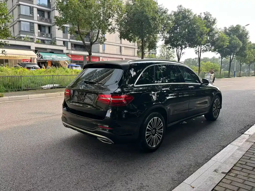 Mercedes-Benz GLC — миниатюра 6