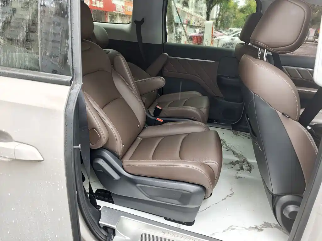 Wuling Xingguang 730 New Energy — миниатюра 3