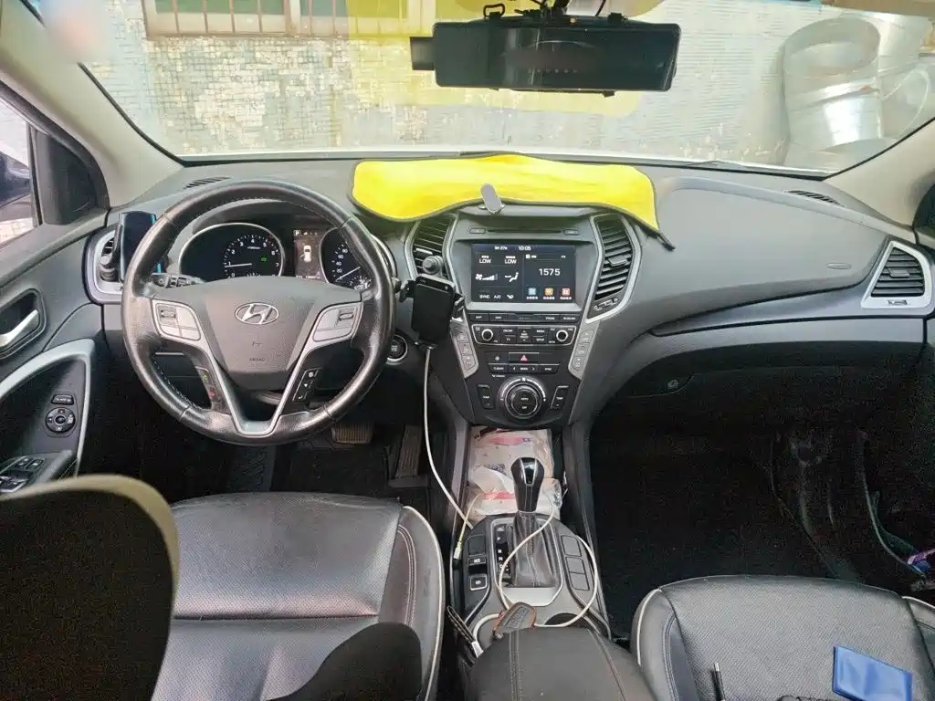 Hyundai Santa Fe — миниатюра 13