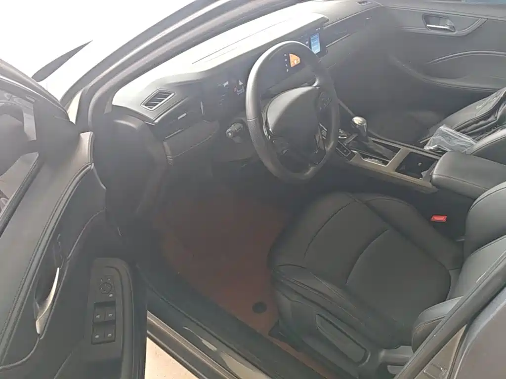 Roewe i5 — миниатюра 16