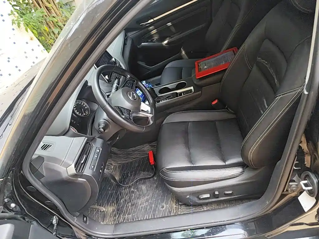 Nissan Teana — миниатюра 15