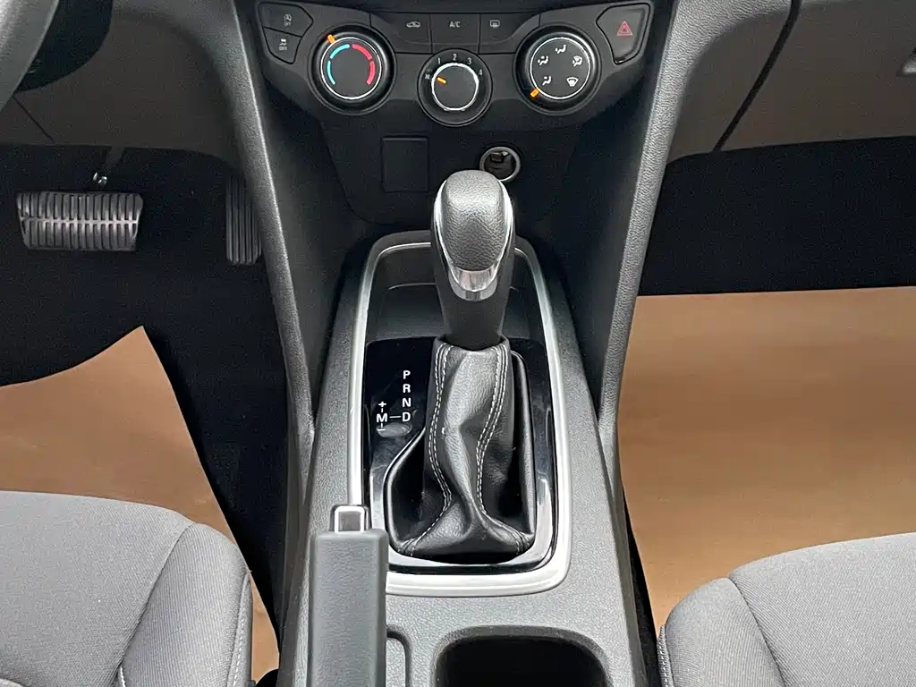 Chevrolet Cavalier — миниатюра 19