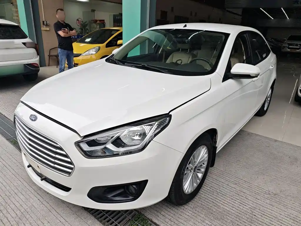 Ford Escort