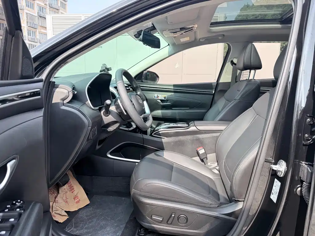 Hyundai Tucson — миниатюра 6