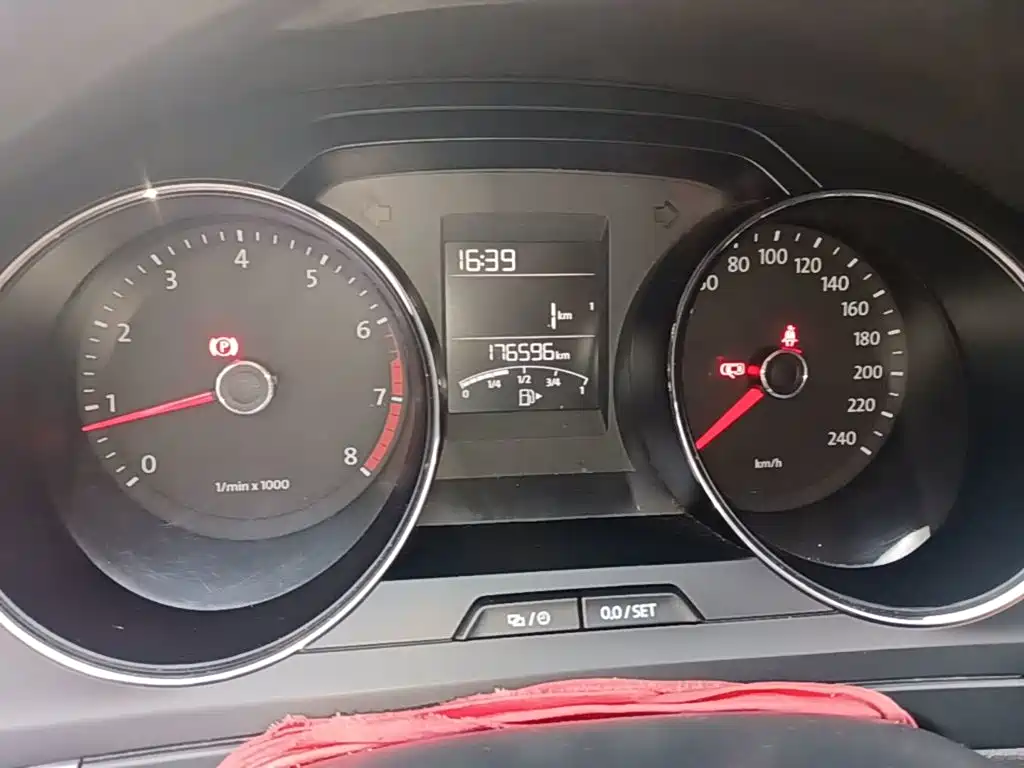 Volkswagen Bora — миниатюра 12