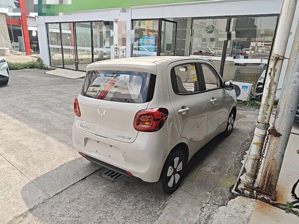 Wuling MINIEV — миниатюра 7