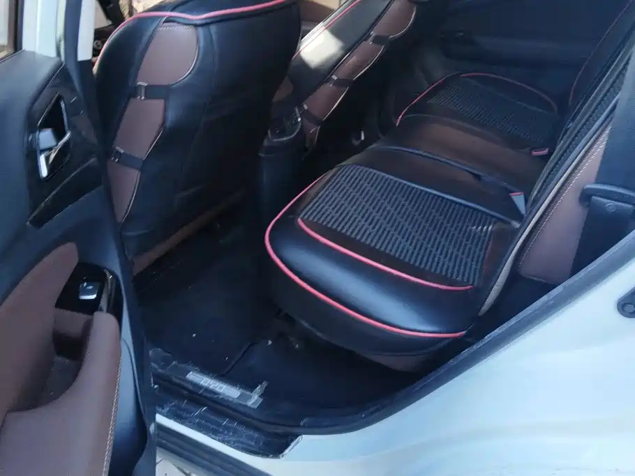 BYD S7 — миниатюра 10