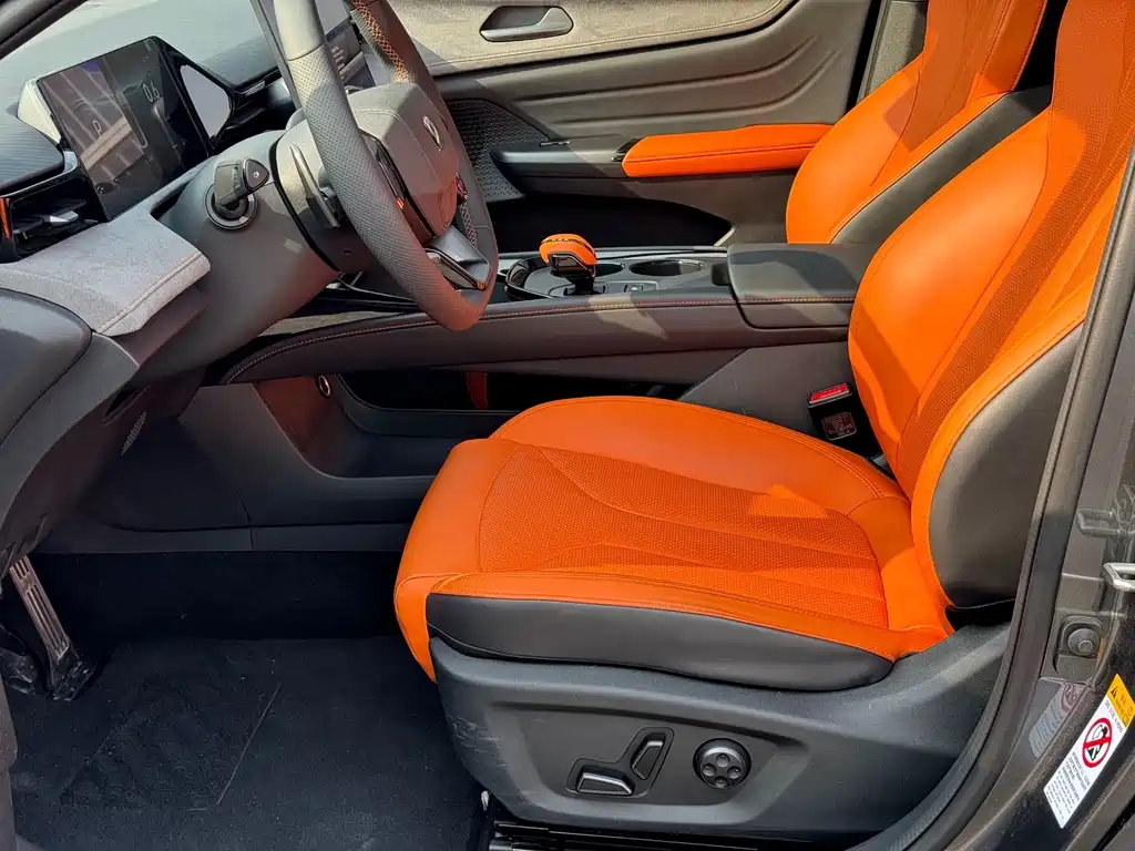 Changan UNI-V — миниатюра 5