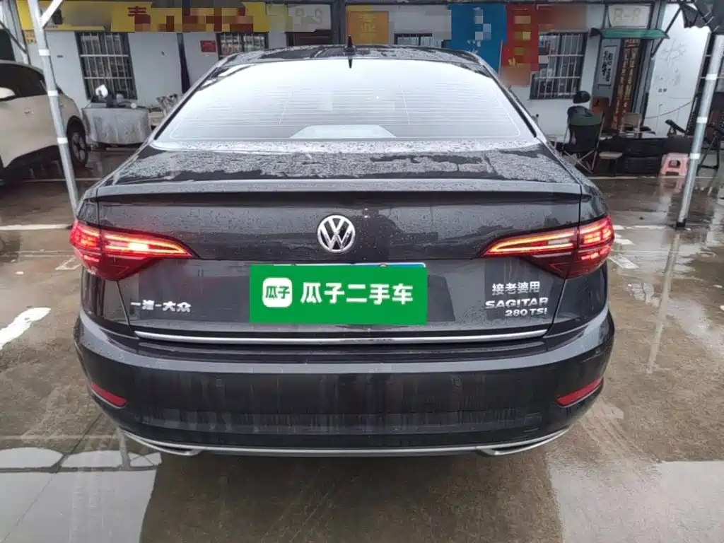 Volkswagen Sagitar — миниатюра 6