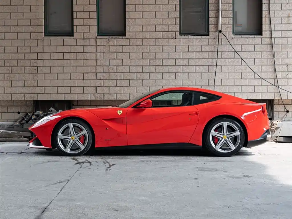 FERRARI F12BERLINETTA