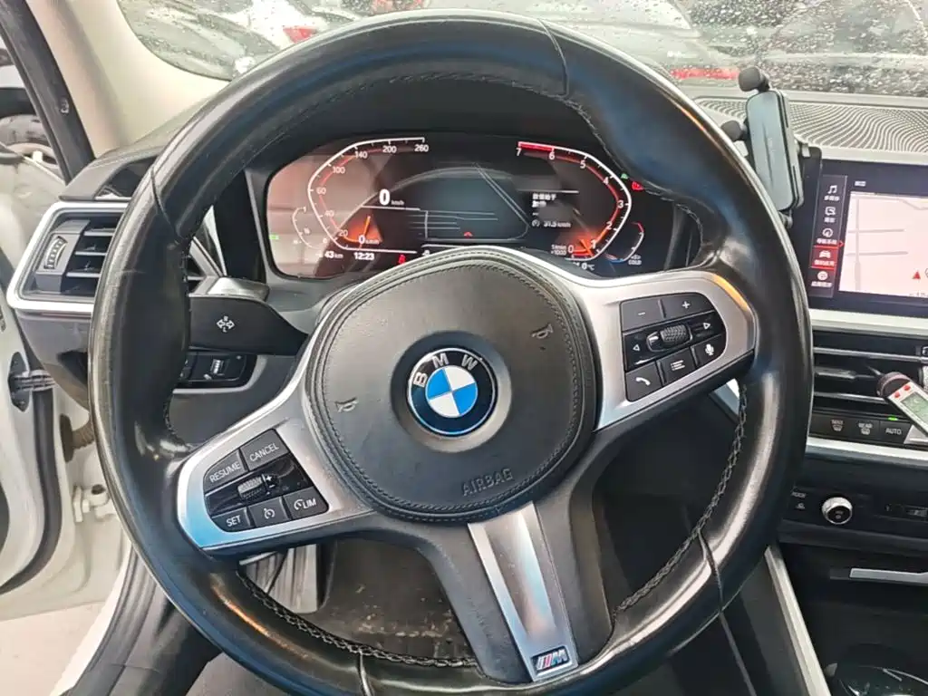 BMW 3 Series — миниатюра 11