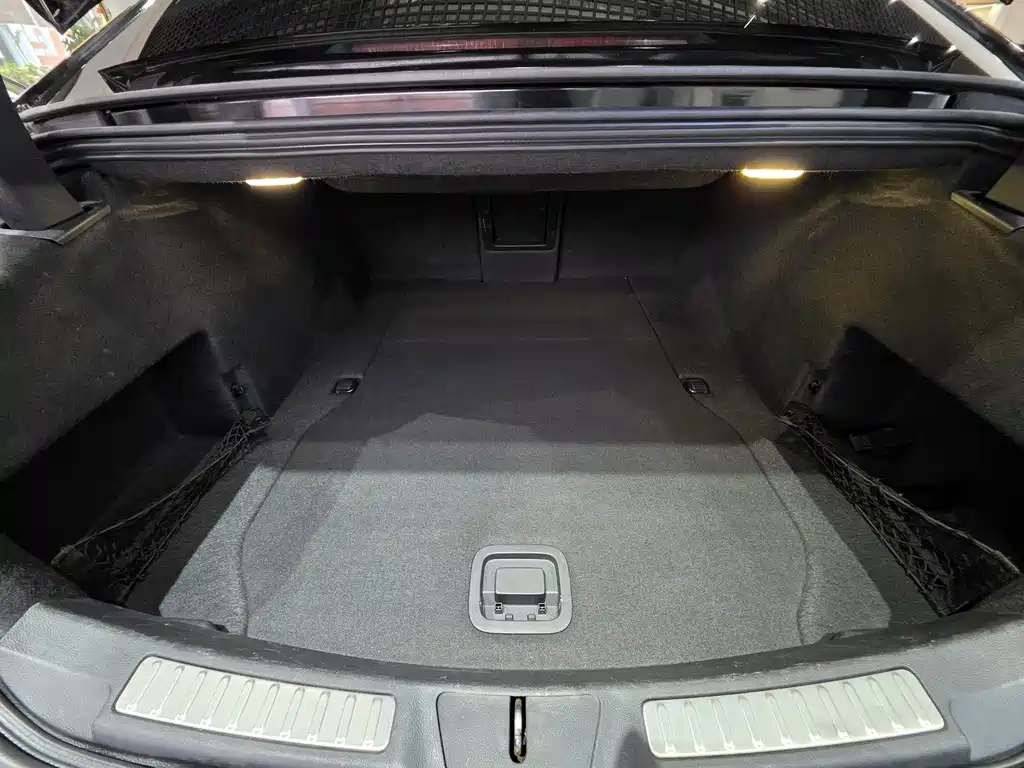 Lincoln Continental — миниатюра 16