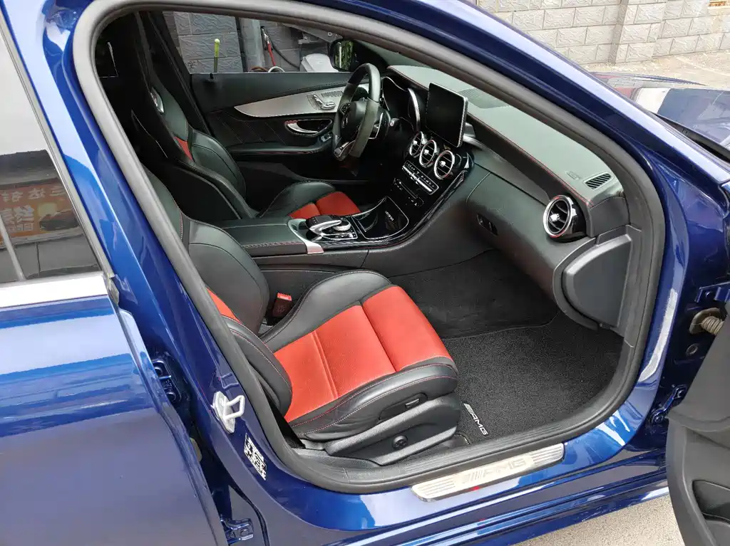 Mercedes-Benz C-Class AMG — миниатюра 11