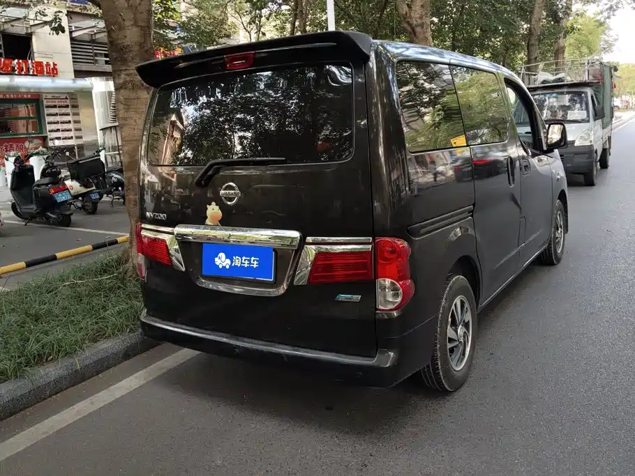 Nissan NV200 — миниатюра 3