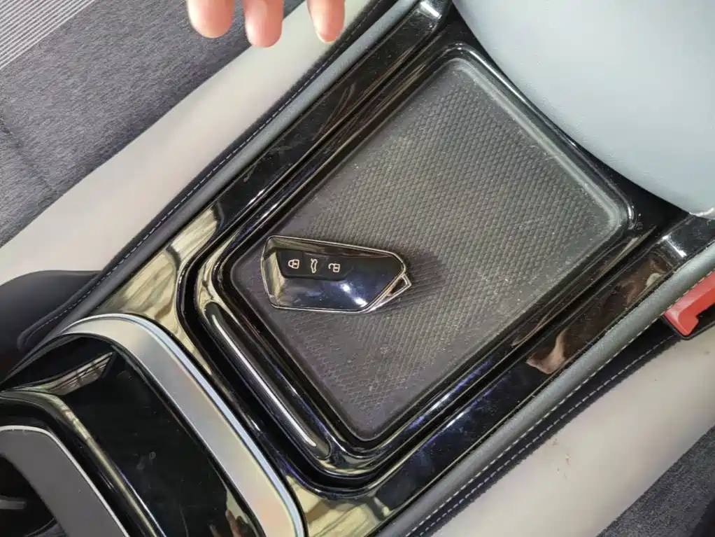 Volkswagen ID.4 Crozz — миниатюра 9