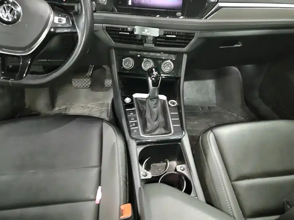 Volkswagen Sagitar — миниатюра 14