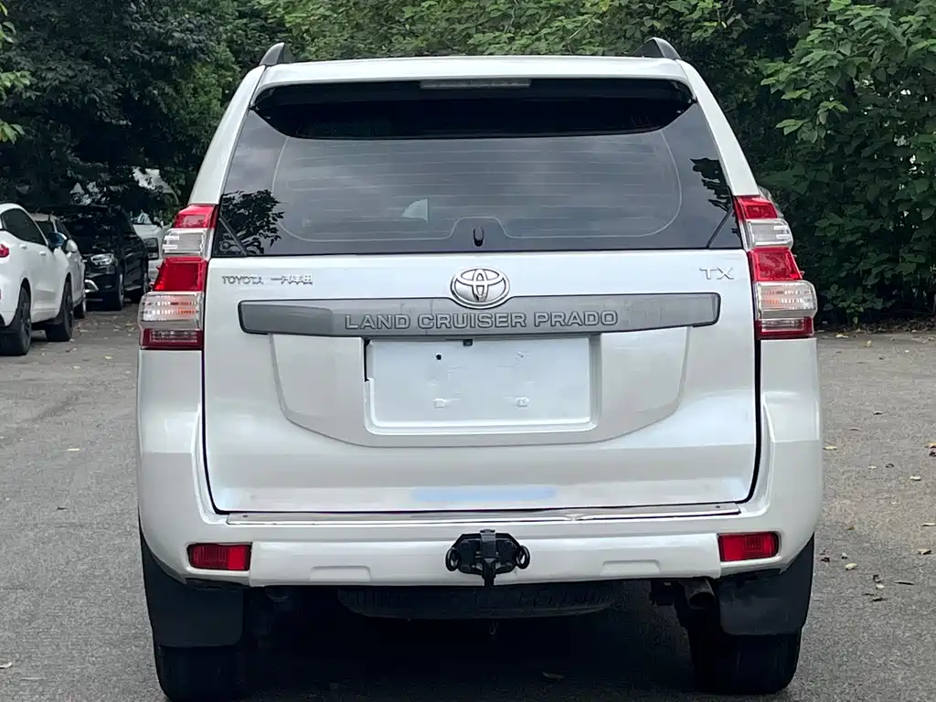 TOYOTA PRADO