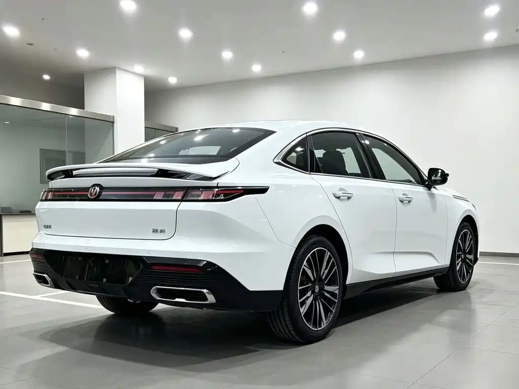 Changan Eado — миниатюра 7