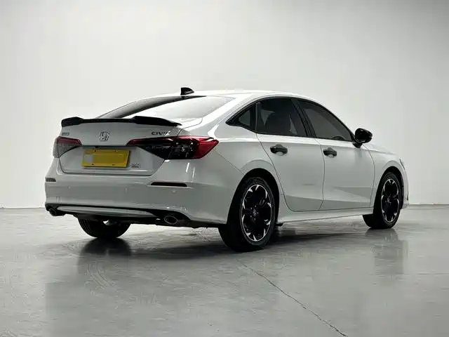 Honda Civic — миниатюра 9