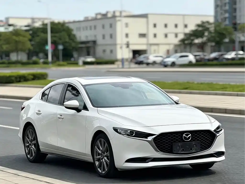 Mazda 3 Axela — миниатюра 3
