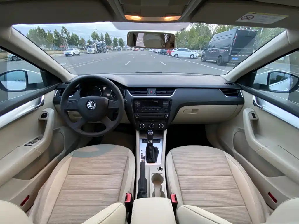 Skoda Octavia — миниатюра 8