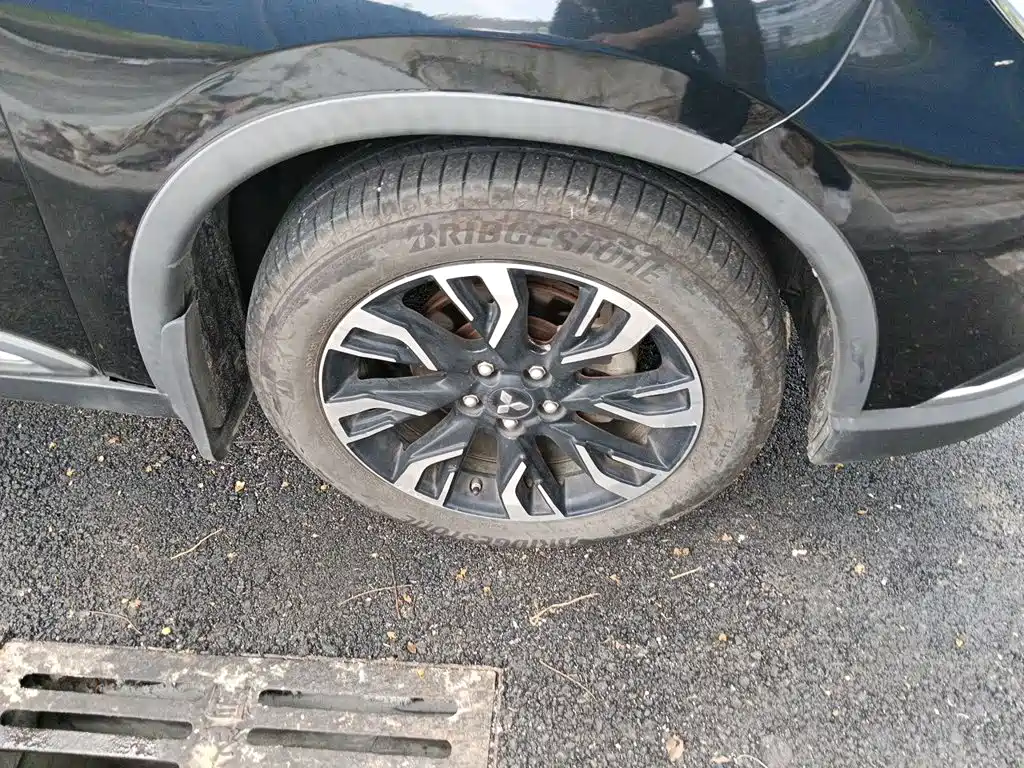 Mitsubishi Outlander — миниатюра 24