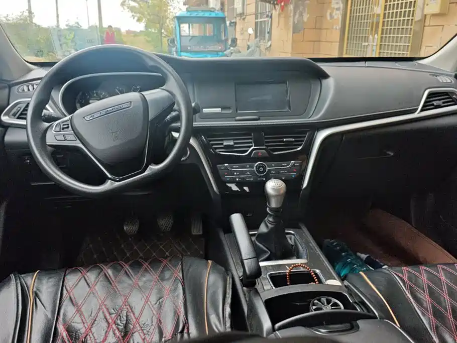 Venucia T90 — миниатюра 12