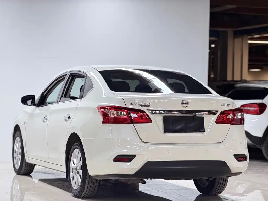 Nissan Sylphy — миниатюра 6
