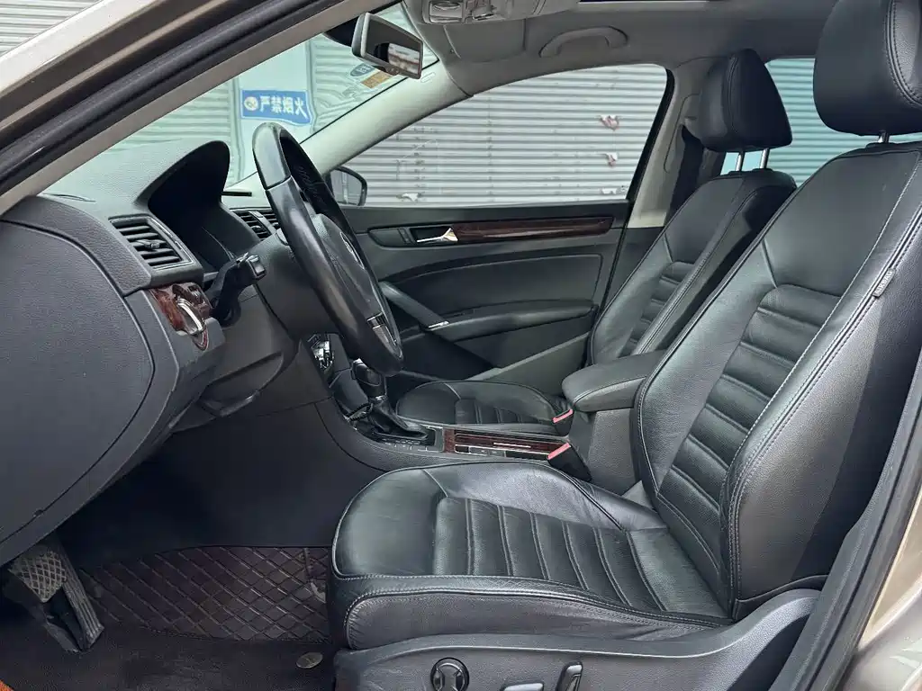 Volkswagen Passat — миниатюра 11