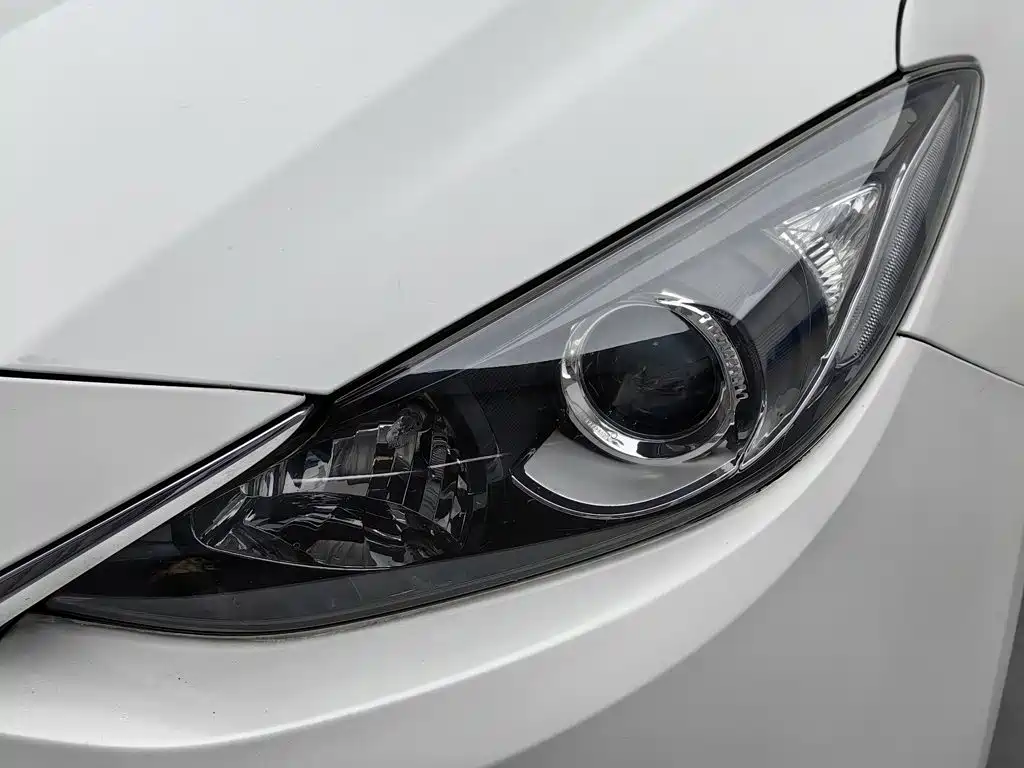 Mazda 3 Axela — миниатюра 7