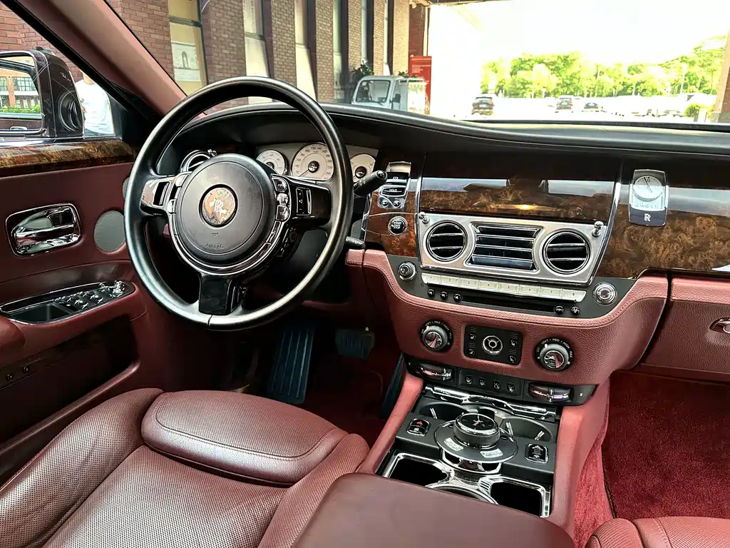 Rolls-Royce Ghost — фотографии объявления, Фото 10