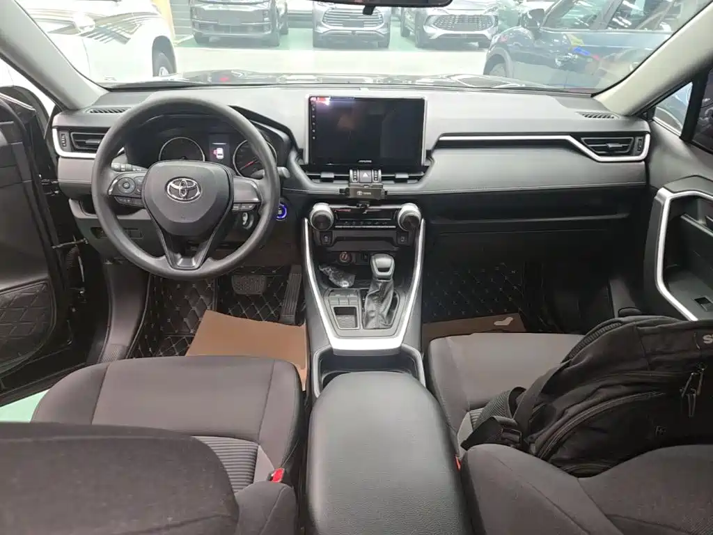 Toyota Wildlander — миниатюра 10