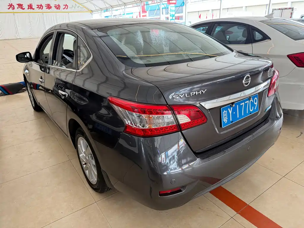 Nissan Sylphy — миниатюра 6