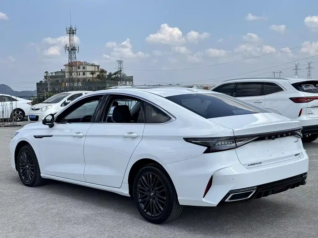 Chery Arrizo 8 — миниатюра 13