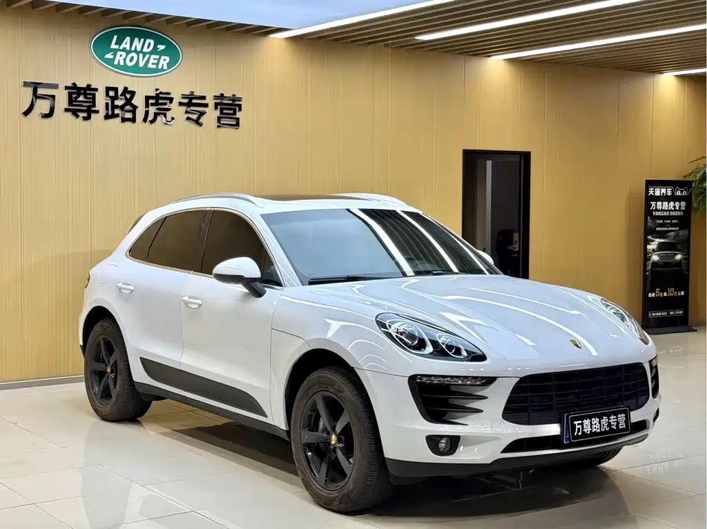 Porsche Macan — миниатюра 3