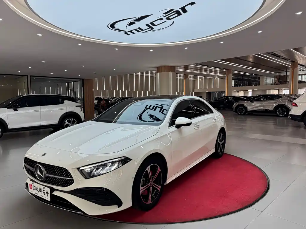 Mercedes-Benz A-Class 2023 A 200 L Fashion Type