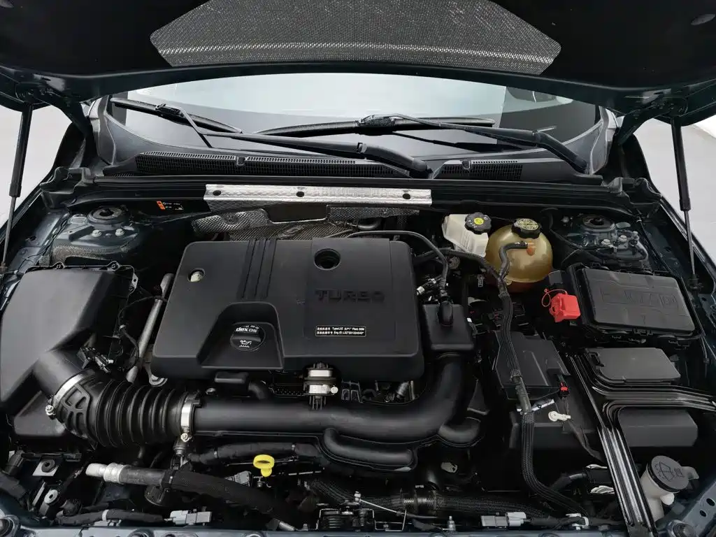 Chevrolet Malibu XL — миниатюра 6