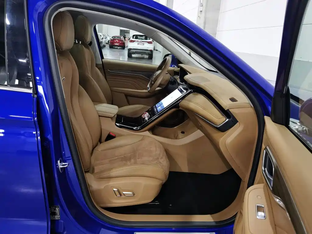 Roewe MARVEL X — миниатюра 23