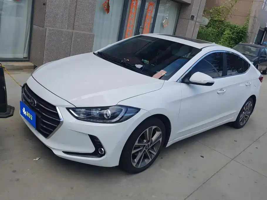 Hyundai Elantra
