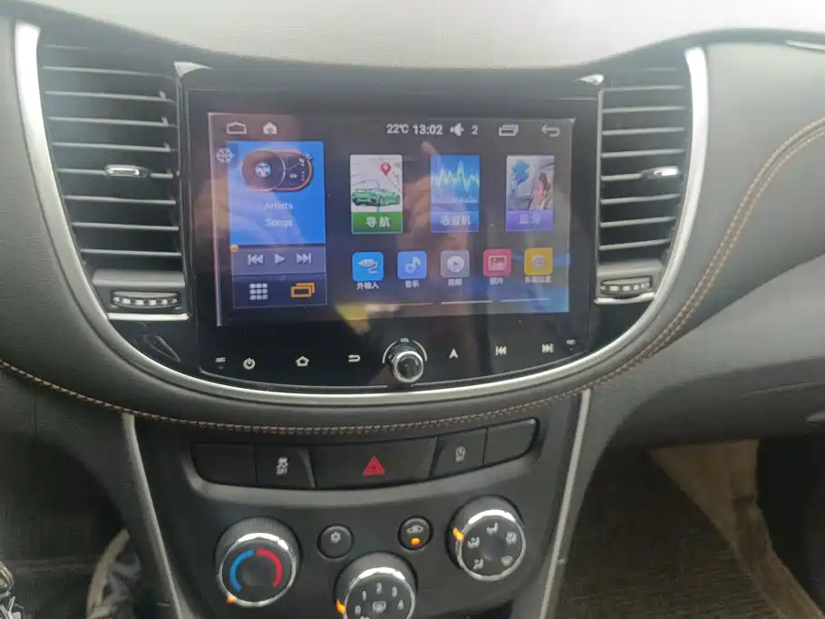Chevrolet Trax — миниатюра 13