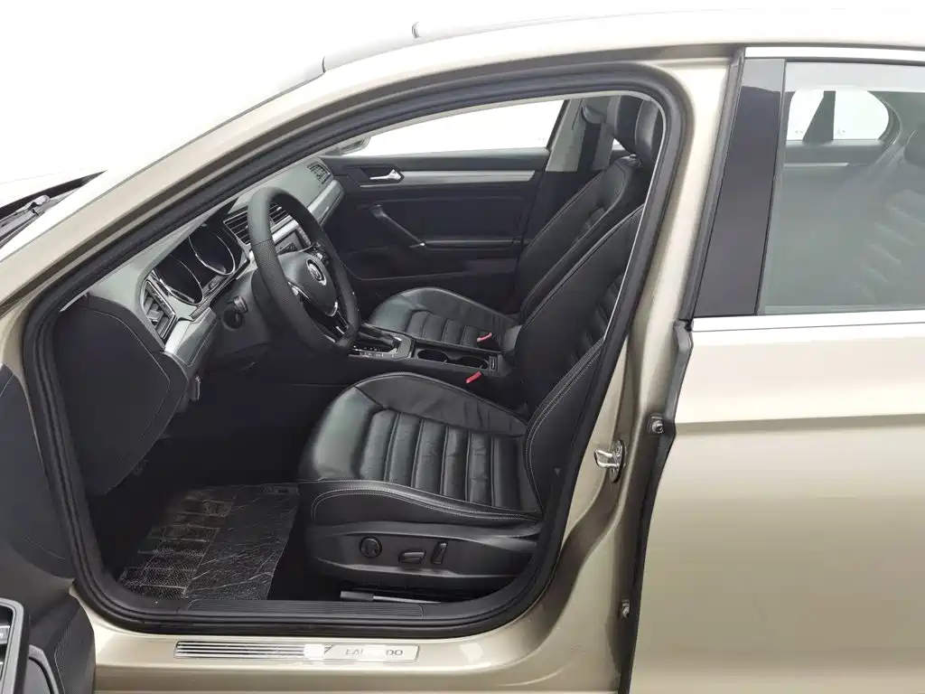 Volkswagen Lamando — миниатюра 10
