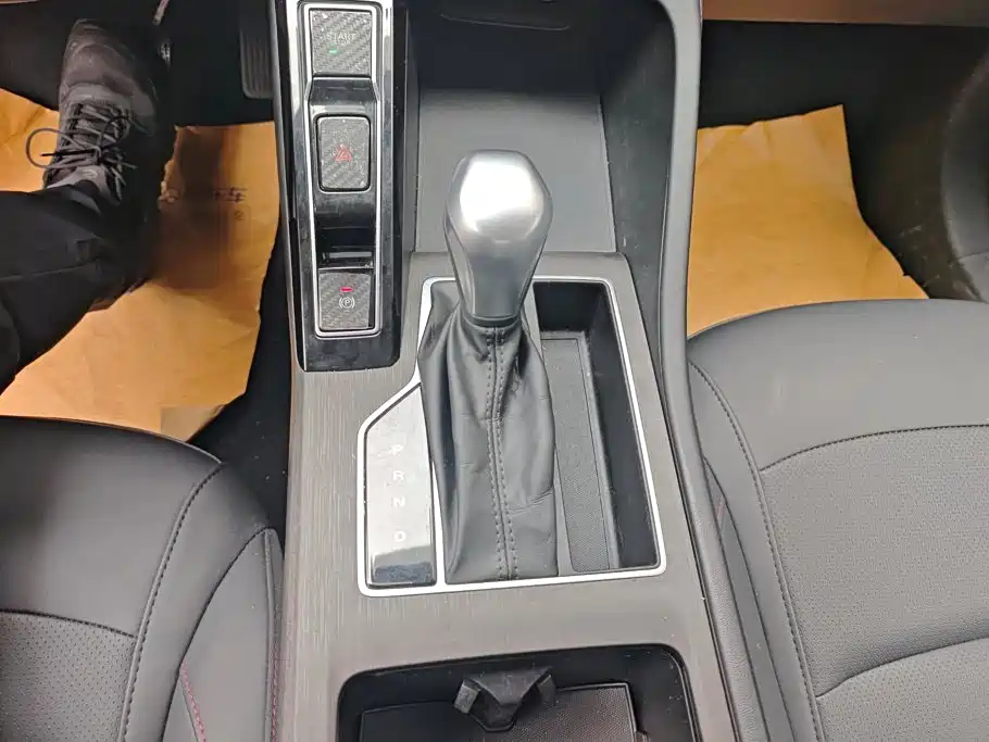 Roewe i5 — миниатюра 16