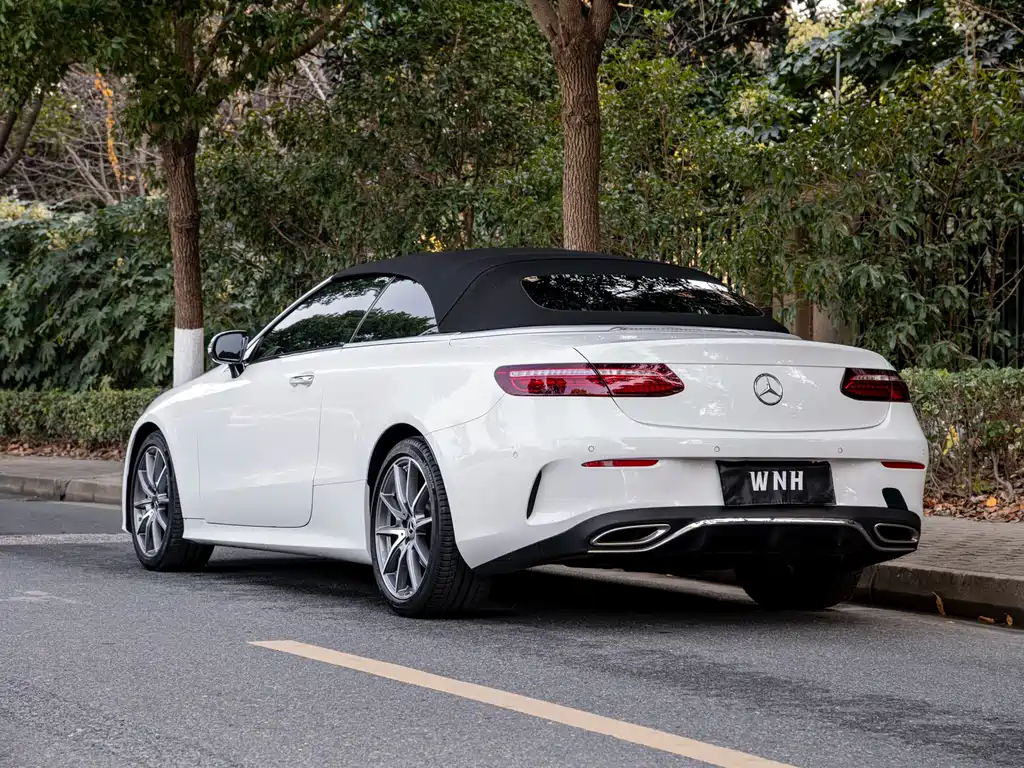 MERCEDES-BENZ E CLASS